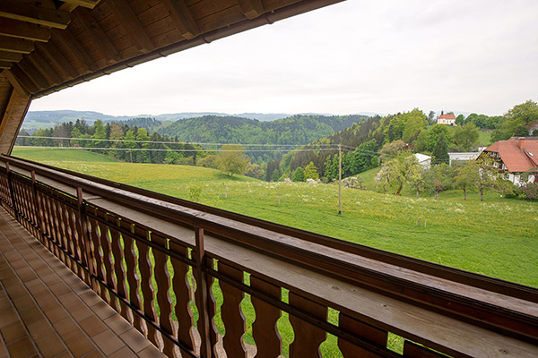 Ausssicht vom Balkon auf die Ohmenkapelle